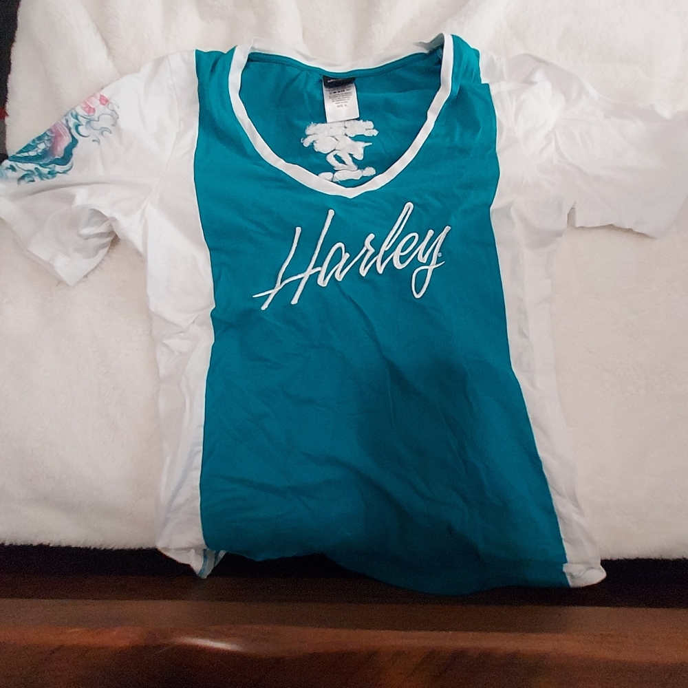 NWOT Women's  Harley  T shirt